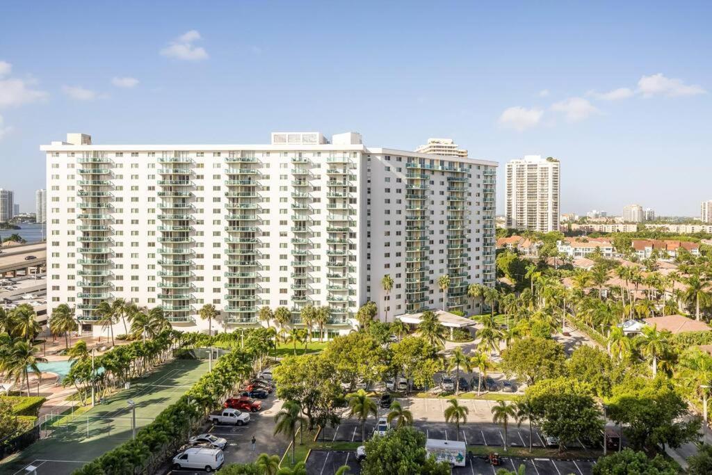 דירות מיאמי ביץ' Ocean Reserve Sunny Isles 11Th Str-02330 מראה חיצוני תמונה